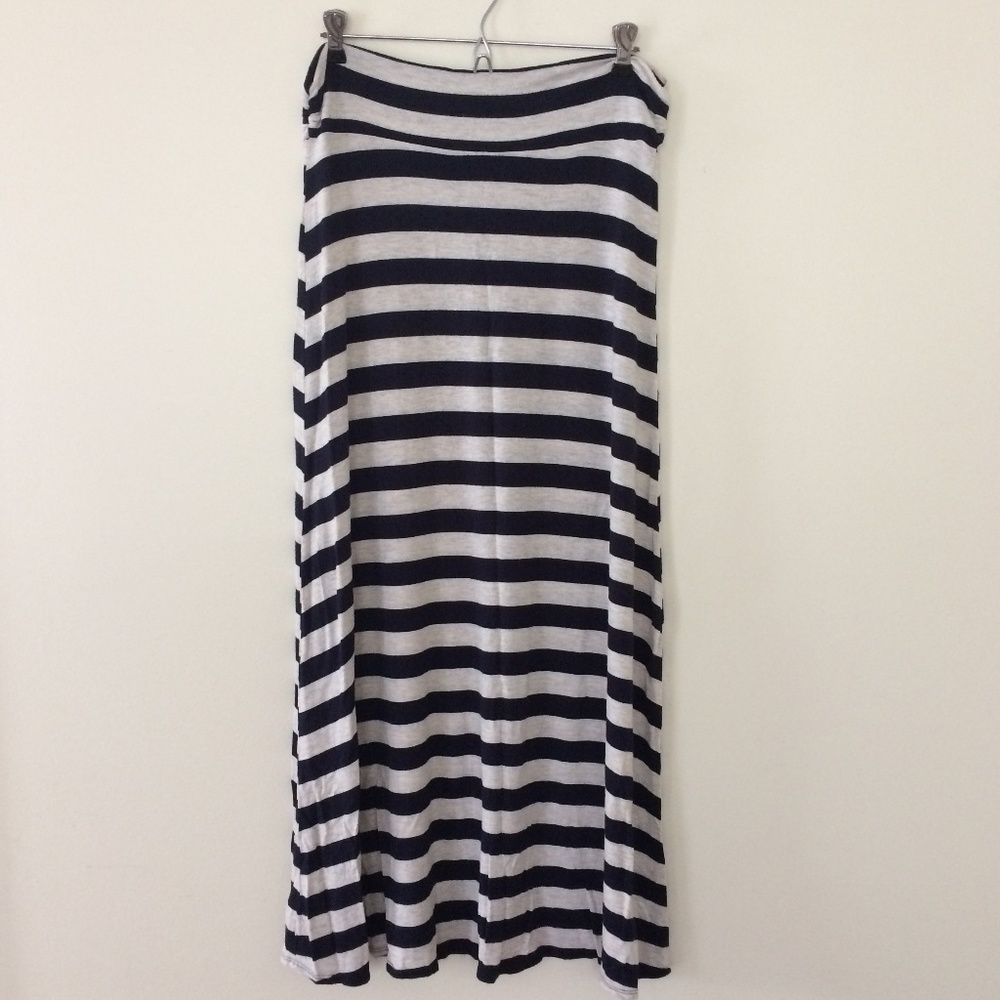 Julie's Closet Maternity Striped Maxi Skirt Sz M